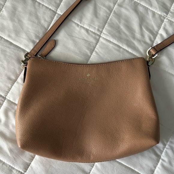 Kate Spade Crossbody - Picture 1 of 3